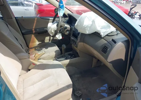 2001 Mazda Protege Es/Lx z USA, uszkodzony, nr VIN JM1BJ225X10435510